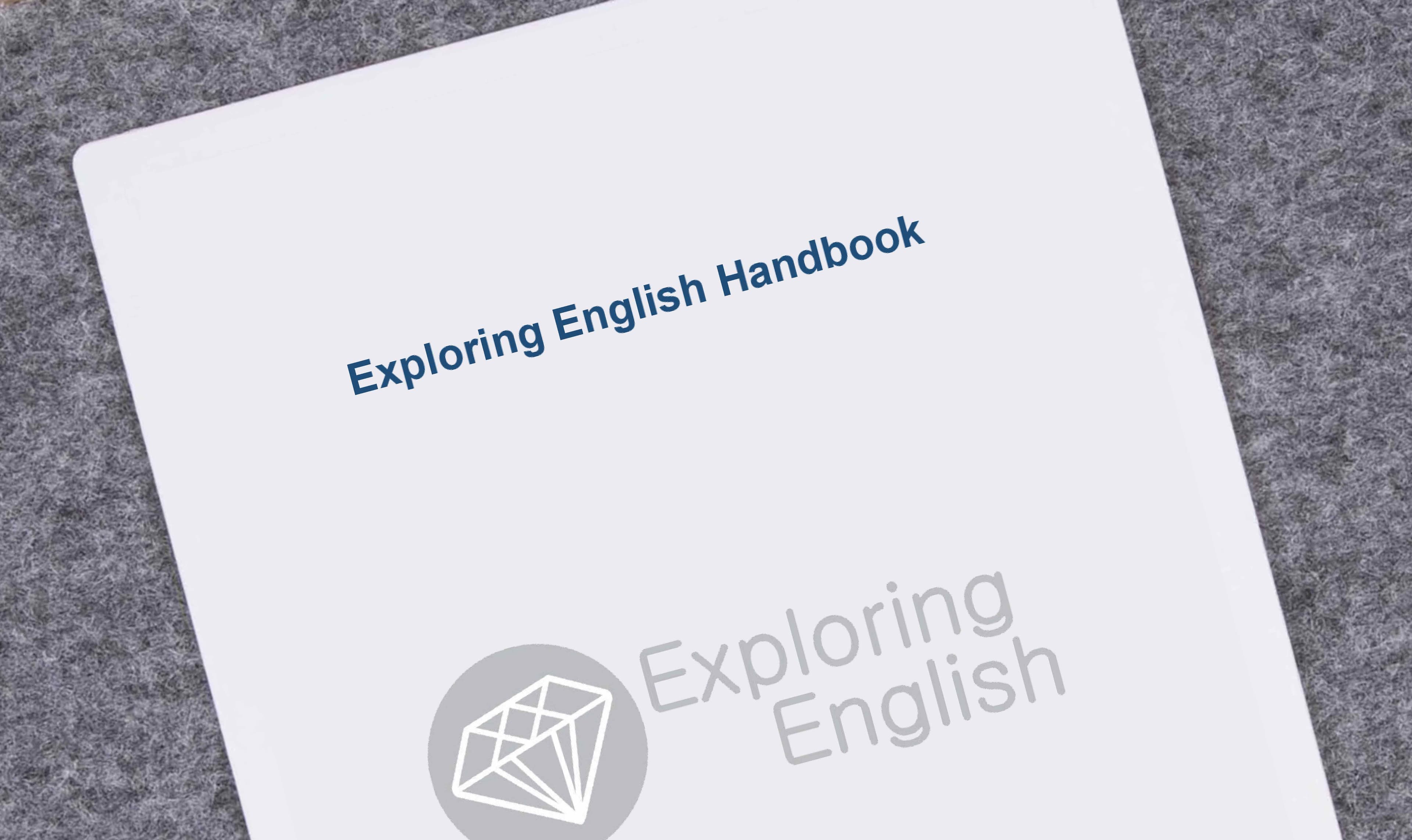 Eine Vorderseite eines Handbuchs über das Produkt Exploring English.